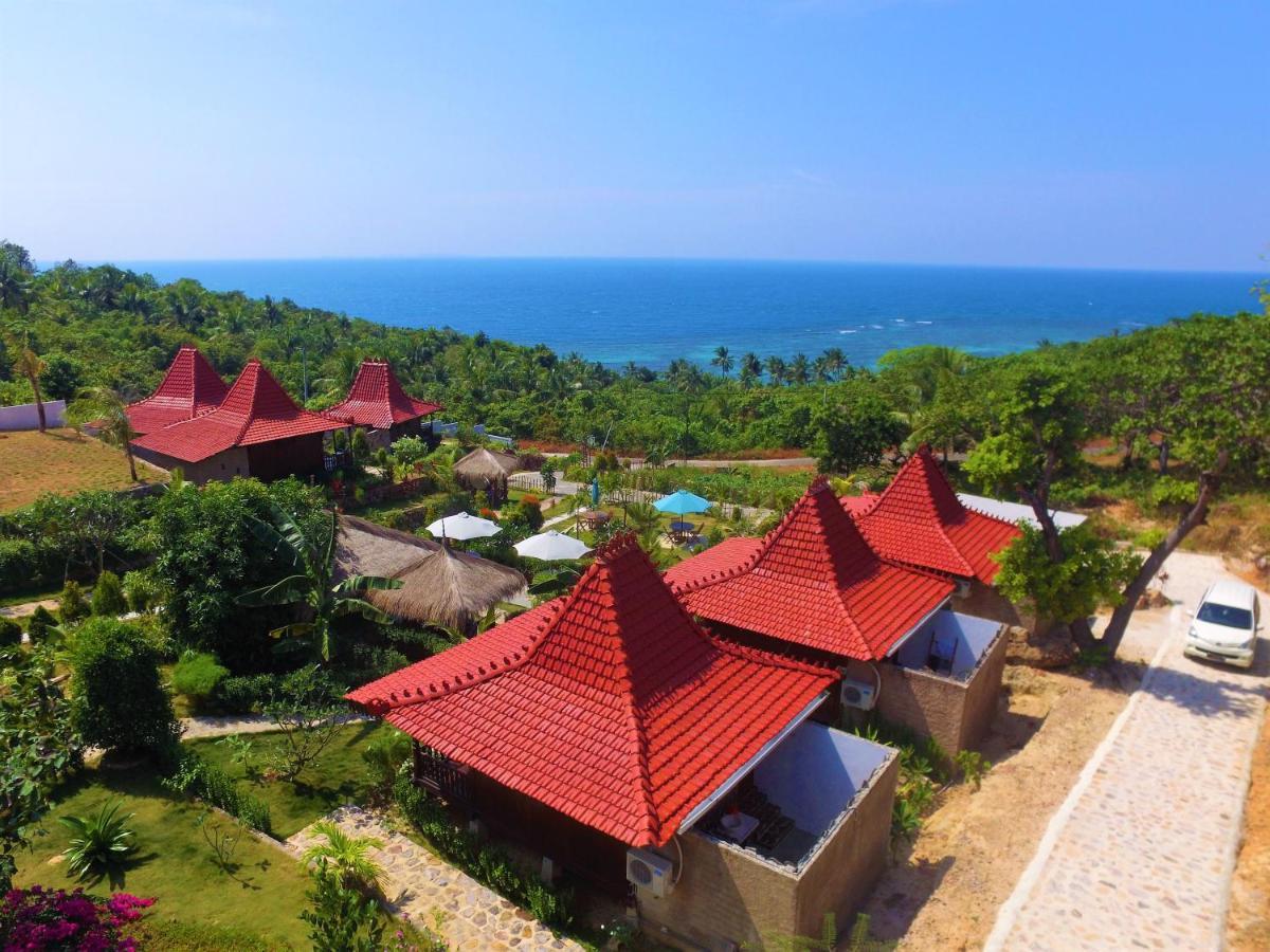 Mirabelle Joglo Village Каримунджава Экстерьер фото